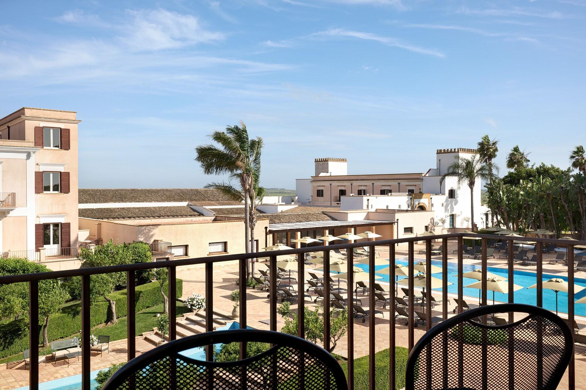 Hotel Almar Giardino Di Costanza &